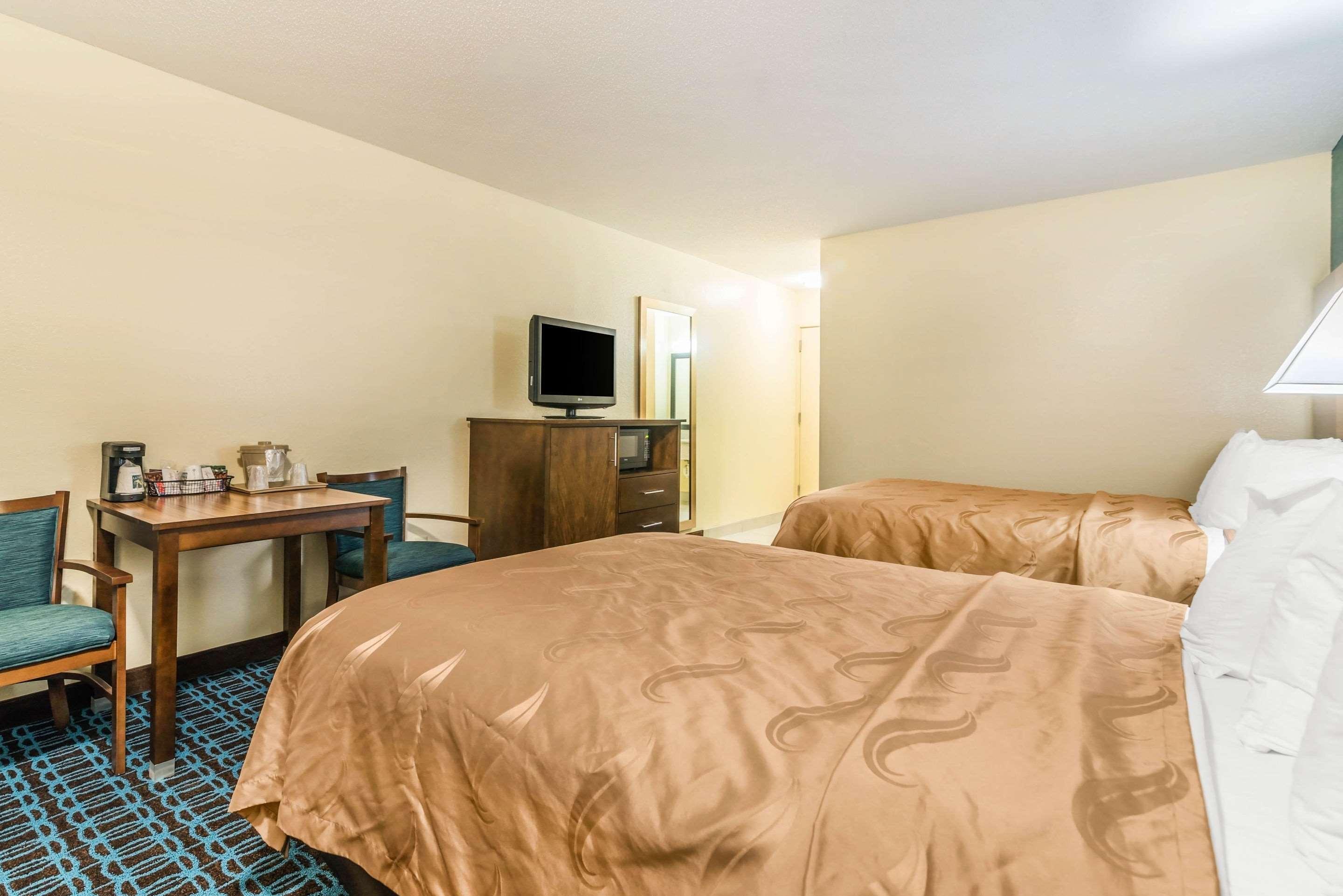 Quality Inn Loudon-Concord Exteriör bild