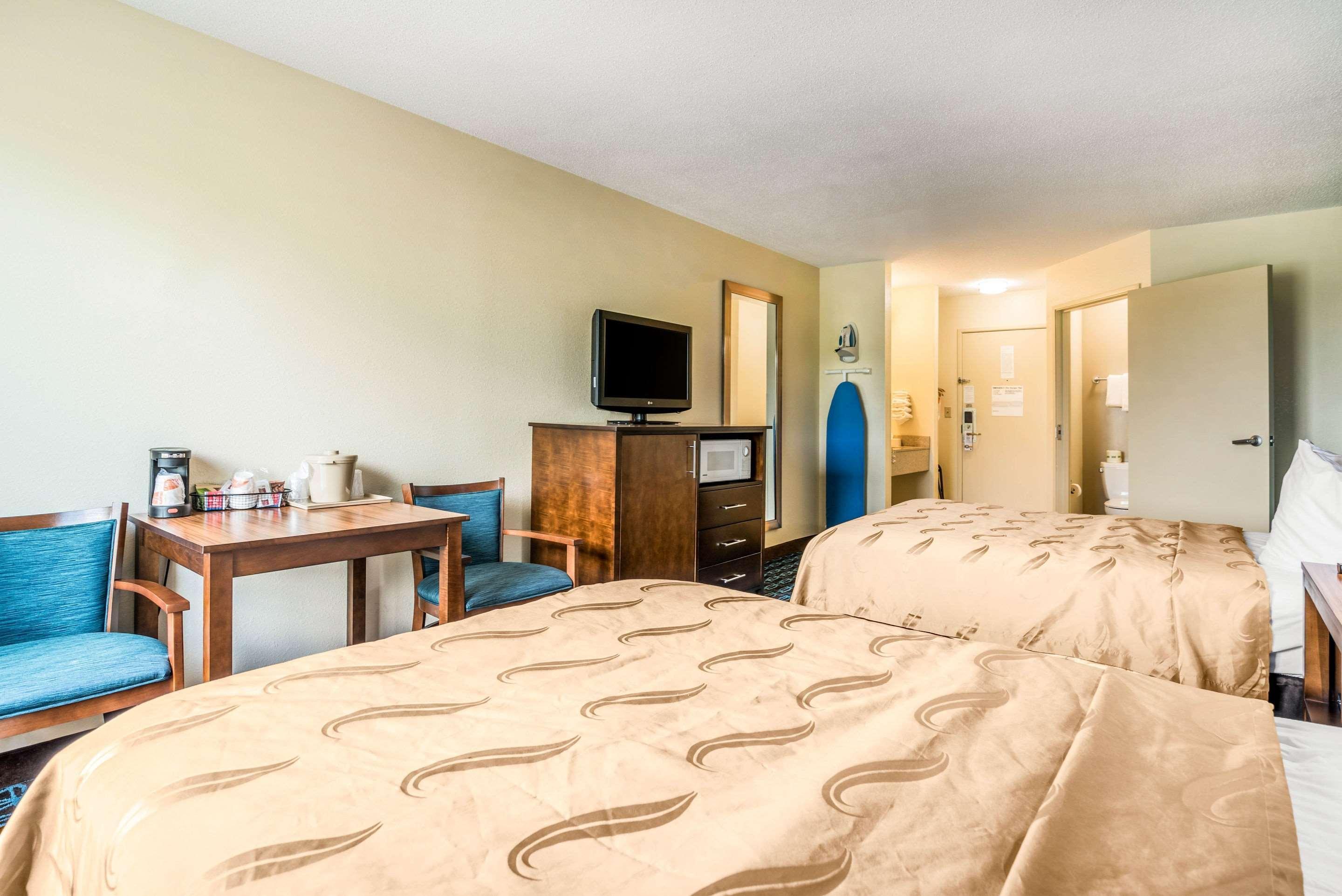 Quality Inn Loudon-Concord Exteriör bild