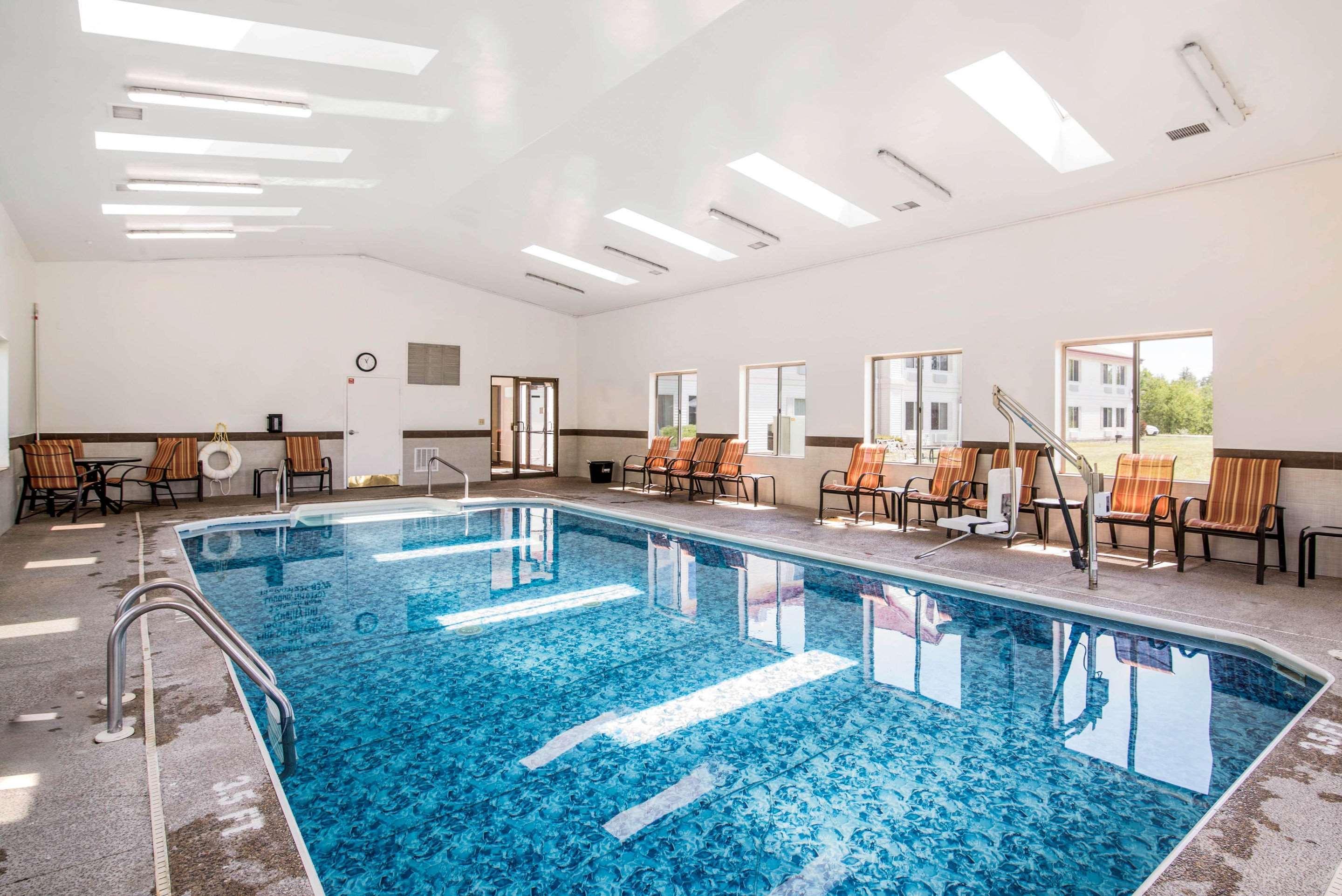 Quality Inn Loudon-Concord Exteriör bild