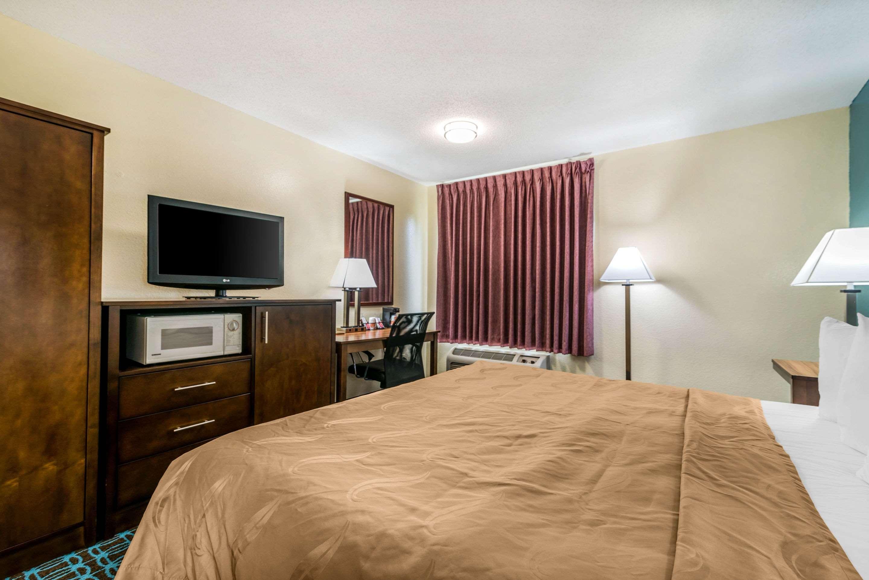 Quality Inn Loudon-Concord Exteriör bild