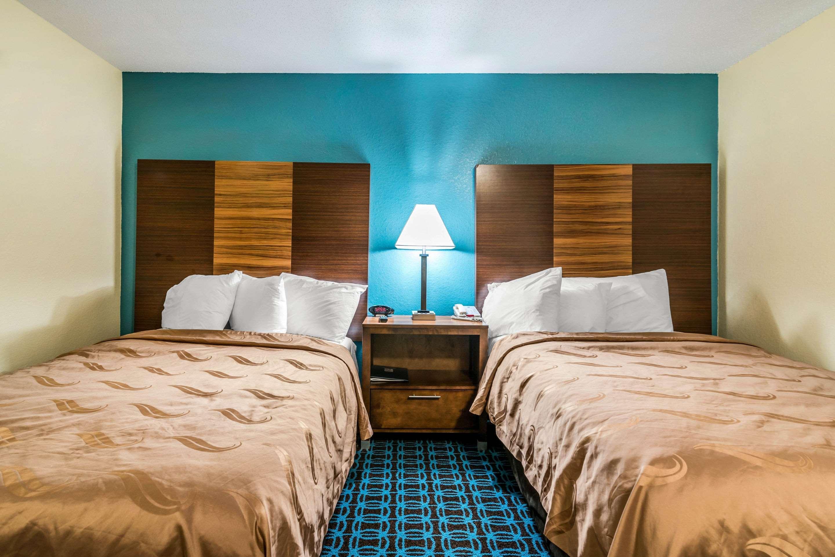 Quality Inn Loudon-Concord Exteriör bild