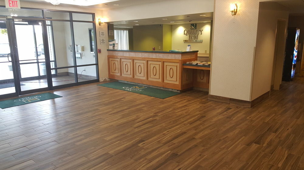 Quality Inn Loudon-Concord Exteriör bild